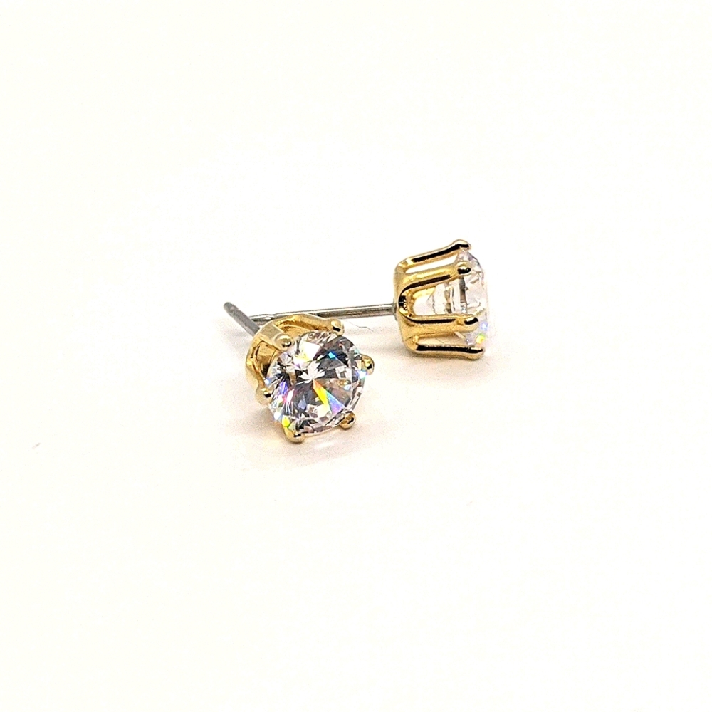 Classic 6 Prong Round 3A Cz Diamond Stud Earrings 14K Gold Overlay - Picture 3 of 5